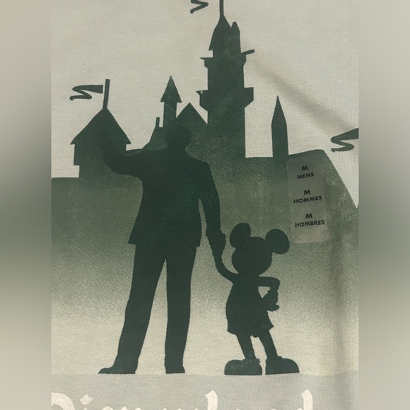 Disney NWT Mickey Mouse Walt Graphic Mens Medium Green Long Sleeve Pullover - Picture 2 of 5